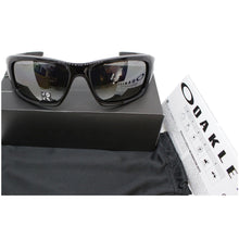 Load image into Gallery viewer, Oakley Valve Sunglasses Black polished frame