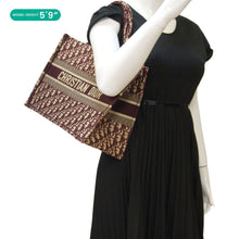 Load image into Gallery viewer, CHRISTIAN DIOR Book Medium Oblique Embroidery Tote Bag Burgundy