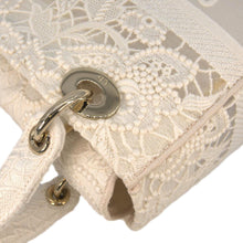 Load image into Gallery viewer, CHRISTIAN DIOR Lady dior D-Lite Embroidered Canvas Shoulder Bag White