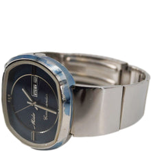 Load image into Gallery viewer, Mido Commander 1970 Day Date Men's Stainless Steel Watch Blue Dial 41MM