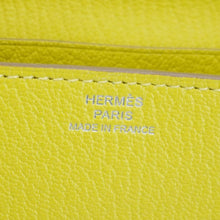 Load image into Gallery viewer, HERMES Clic 16 Epsom Leather Wallet on Strap Crossbody Bag Lime
