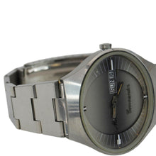 Load image into Gallery viewer, Mido Commander 1970 Day Date Men's Stainless Steel Watch Grey Dial 41MM