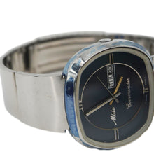 Load image into Gallery viewer, Mido Commander 1970 Day Date Men's Stainless Steel Watch Blue Dial 41MM