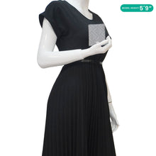 Load image into Gallery viewer, FENDI Shadow Leather Card Holder Gray