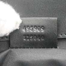 Load image into Gallery viewer, GUCCI Diaper GG Supreme Canvas Messenger Bag Black 495909