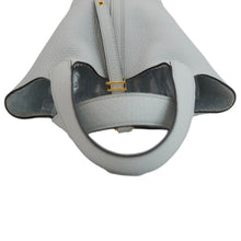 Load image into Gallery viewer, HERMES Picotin Lock 18 Taurillon Clemence Leather Hobo Bag Light Blue
