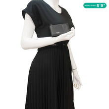 Load image into Gallery viewer, YVES SAINT LAURENT Leather Coin Card holder Black