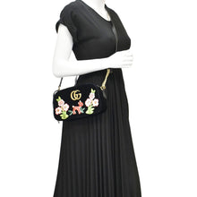 Load image into Gallery viewer, GUCCI GG Marmont Small Matelasse Deer Embroidered Velvet Camera Bag Black 447632