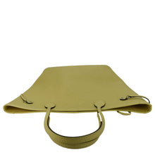 Load image into Gallery viewer, LOUIS VUITTON Neverfull MM Epi Leather Shoulder Bag Yellow