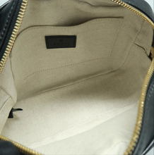 Load image into Gallery viewer, Gucci Soho Pebbled Calfskin Small Disco Bag Black