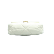 Load image into Gallery viewer, Chanel Leather Shoulder Bag White