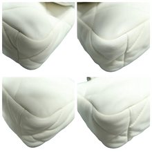 Load image into Gallery viewer, Chanel Leather Shoulder Bag White