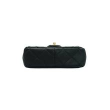 Load image into Gallery viewer, Chanel Leather Shoulder Bag Black