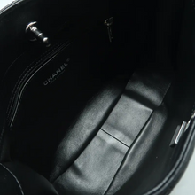 Load image into Gallery viewer, CHANEL Leather Shoulder Bag Black