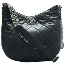 Load image into Gallery viewer, CHANEL Leather Shoulder Bag Black