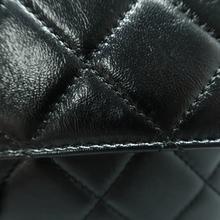 Load image into Gallery viewer, Chanel Leather Shoulder Bag Black