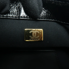 Load image into Gallery viewer, Chanel Leather Shoulder Bag Black