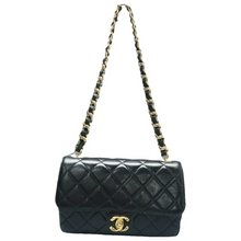 Load image into Gallery viewer, Chanel Leather Shoulder Bag Black