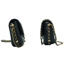 Load image into Gallery viewer, Chanel Leather Shoulder Bag Black