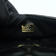 Load image into Gallery viewer, CHANEL Leather Shoulder Bag Black