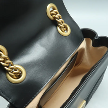 Load image into Gallery viewer, GUCCI GG Marmont Leather Shoulder Bag Black