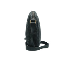 Load image into Gallery viewer, Gucci Guccissima Leather Messenger Bag Black