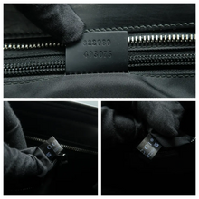 Load image into Gallery viewer, Gucci Leather Shoulder Bag Black