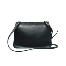 Load image into Gallery viewer, GUCCI Leather Shoulder Bag Black