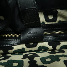 Load image into Gallery viewer, GUCCI Leather Shoulder Bag Black