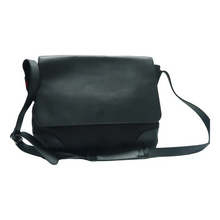 Load image into Gallery viewer, Gucci Leather Shoulder Bag Black