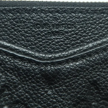 Load image into Gallery viewer, Louis Vuitton Pallas Clutch Leather Shoulder Bag Black