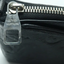 Load image into Gallery viewer, Louis Vuitton Pallas Clutch Leather Shoulder Bag Black