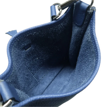 Load image into Gallery viewer, HERMES Evelyne Leather Shoulder Bag Blue