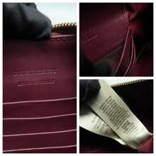 Load image into Gallery viewer, Burberry Fabric Shoulder Bag Brown