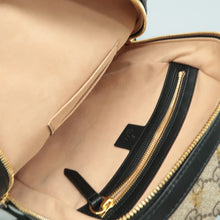 Load image into Gallery viewer, GUCCI GG Supreme Bee Canvas Backpack Bag Brown
