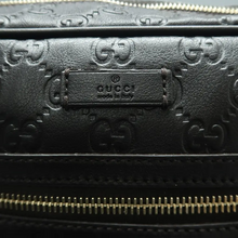Load image into Gallery viewer, Gucci Leather Shoulder Bag Black