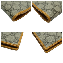 Load image into Gallery viewer, GUCCI Retro Canvas Passport Case Brown