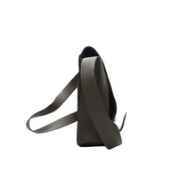 Load image into Gallery viewer, HERMES Steve Leather Shoulder bag Brown