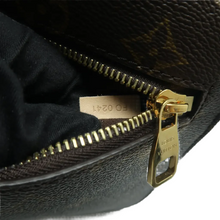 Load image into Gallery viewer, Louis Vuitton Metis Monogram Canvas Satchel Bag Brown