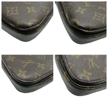 Load image into Gallery viewer, Louis Vuitton Metis Monogram Canvas Satchel Bag Brown