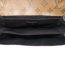 Load image into Gallery viewer, Louis Vuitton Metis Monogram Canvas Satchel Bag Brown