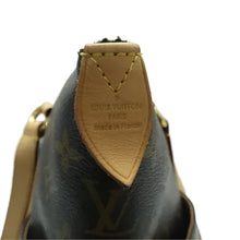 Load image into Gallery viewer, LOUIS VUITTON Totally Monogram Canvas Shoulder Bag Brown