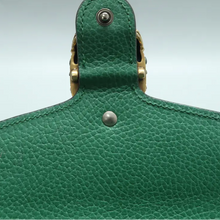 Load image into Gallery viewer, GUCCI Dionysus Leather Shoulder Bag Green