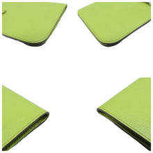 Load image into Gallery viewer, Hermes Dogon Leather Wallet Green
