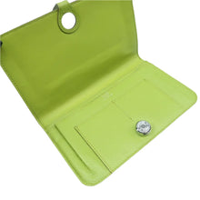 Load image into Gallery viewer, Hermes Dogon Leather Wallet Green