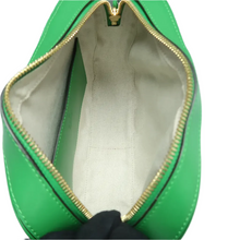 Load image into Gallery viewer, GUCCI Leather Shoulder Bag Green