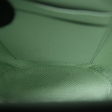 Load image into Gallery viewer, GUCCI Leather Satchel Bag Green