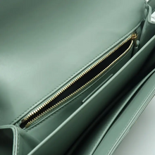 Load image into Gallery viewer, Yves Saint Laurent Leather Shoulder Bag Green