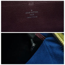 Load image into Gallery viewer, LOUIS VUITTON Toiletry Epi Leather Clutch Bag Navy