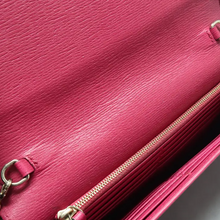 Load image into Gallery viewer, Gucci Betty Leather Shoulder Bag Fuchsia Pink